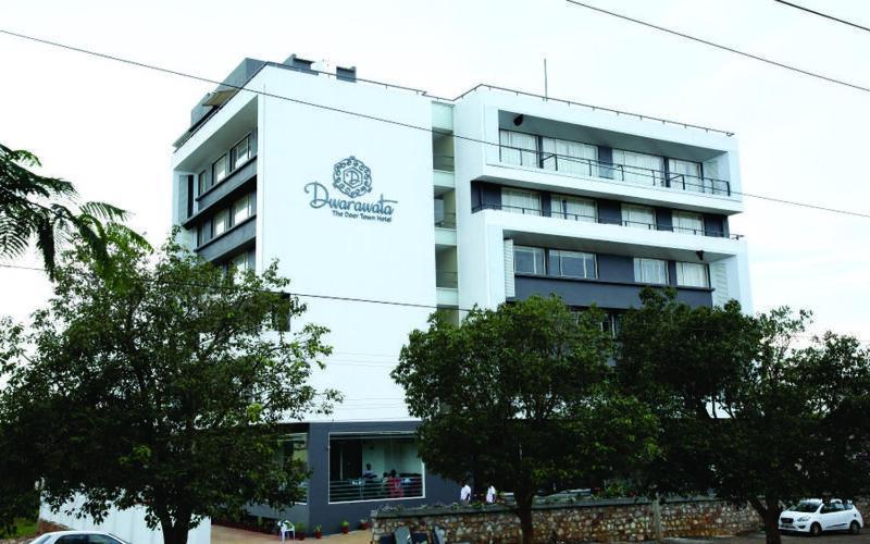 Hotel Dwarawata Dharwar Exterior foto